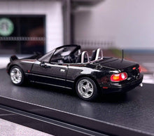 Load image into Gallery viewer, MT 1:64 JDM Black Miata MX5 Eunos Roadster Sport Model Diecast Metal Car New Collection