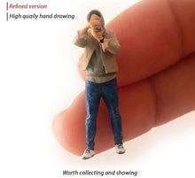 Load image into Gallery viewer, 1:64 Painted Figure Mini Model Miniature Resin Diorama Photographer Camera Man