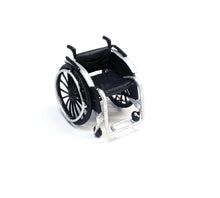 Load image into Gallery viewer, 1:64 Painted Figure Mini Model Miniature Resin Diorama Sand Women in wheelchairs