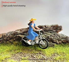 Load image into Gallery viewer, 1:64 Painted Figure Mini Model Miniature Resin Diorama Sand Bicycle Rural Outing