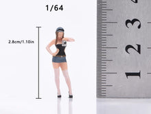 Load image into Gallery viewer, 1:64 Painted Figure Model Miniature Resin Diorama Toy Sand Camera Lady Beauty