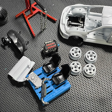 Load image into Gallery viewer, 1:64 Evo Parts 4G63 Engine Lifting Bracket Garage Scene Model Resin Car Set