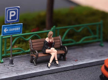 Load image into Gallery viewer, 1:24 Painted Figure Model Miniature Resin Diorama Sand Pretty Lady Sitting