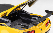 Load image into Gallery viewer, AUTOart 1:18 Yellow CORVETTE C7 ZR1 Racing Sports Model Diecast Metal Car