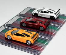 Load image into Gallery viewer, U2 1:64 F1 LM Super Racing Sports Model Diecast Resin Car New
