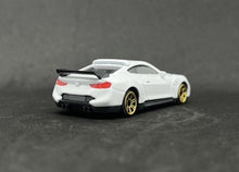 Load image into Gallery viewer, CCA 1:64 White 3.0 CSL Coupe Sports Model Toy Diecast Metal Car New Collection