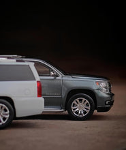 Load image into Gallery viewer, GOC 1:64 Gray 2015 Suburban Full Sized SUV Model Diecast Metal Car New Collection