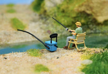 Load image into Gallery viewer, 1:64 Painted Figure Model Miniature Resin Diorama Sand Fishing Fisherman Angeler New Collection