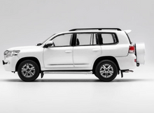 Load image into Gallery viewer, GCD 1:64 White Land Cruiser LC200 SUV ORV Sports Model Diecast Metal Car New Collection