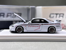 Load image into Gallery viewer, FH 1:64 JDM White Skyline GTR R33 Mines Sports Model Diecast Metal Car New Collection