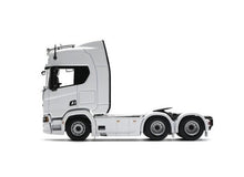 Load image into Gallery viewer, Masdi 1:64 White Scania R500 Truck Tractor Model Diecast Metal Car New Collection