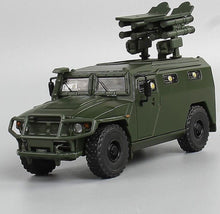 Load image into Gallery viewer, Masdi 1:64 Military Green GAZ SPM-2 Tiger Armored Model Diecast Metal Car BN
