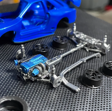 Load image into Gallery viewer, 1:64 GTR R34 Parts RB26 Engine Lifting Bracket Garage Scene Model Resin Car