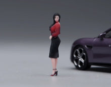 Load image into Gallery viewer, 1:64 Painted Figure Model Miniature Resin Diorama Toy Sand Elegant Beauty Lady