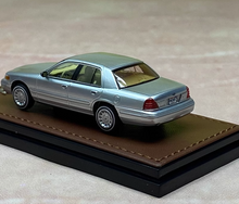 Load image into Gallery viewer, GOC 1:64 Crown Victoria Sedan Classic Model Diecast Metal Car New
