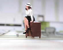 Load image into Gallery viewer, 1:64 Painted Figure Model Miniature Resin Diorama Lady Special Agent Cabinet Toy Collection