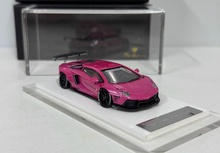 Load image into Gallery viewer, Onemodel 1:64 Hot Pink LP700 Aventador LB Sports Model Diecast Resin Car New Collection