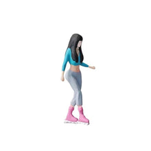 Load image into Gallery viewer, 1:64 Painted Figure Mini Model Miniature Resin Diorama Sand Skatng Girl Lady
