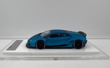 Load image into Gallery viewer, Onemodel 1:64 Matte Blue LP610 Huracan LB Sports Model Diecast Resin Car New Collection