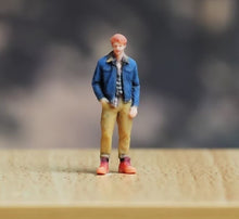 Load image into Gallery viewer, 1:64 Painted Figure Model Miniature Resin Diorama Sand Denim Casual Man Boy Toy
