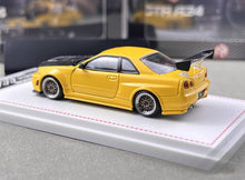 Load image into Gallery viewer, FH 1:64 Yellow Carbon Skyline GTR R34 Z-Tune Sport Model Diecast Metal Car New Collection