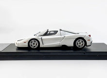 Load image into Gallery viewer, King 1:64 White Silver Rims Enzo Racing Sports Model Diecast Metal Car New Collection