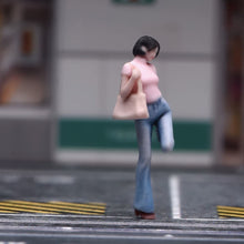 Load image into Gallery viewer, 1:64 Painted Figure Model Miniature Resin Sand Diorama Pink Top Pretty Girl Lady