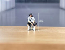 Load image into Gallery viewer, 1:64 Painted Figure Model Miniature Resin Diorama Sand Sitting Man fisherman hat