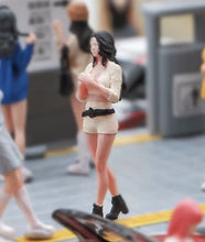 Load image into Gallery viewer, 1:64 Painted Figure Mini Model Miniature Resin Diorama Sand Hot Girl Long Hair New