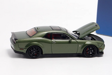 Load image into Gallery viewer, SH 1:64 Green SRT Hellcat Muscle Sport Model Diecast Metal Car New Collection