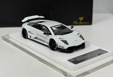 Load image into Gallery viewer, Onemodel 1:64 White LP670-4 Murcielago LB Model Diecast Resin Car New Collection