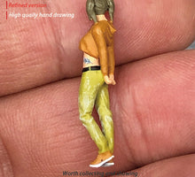 Load image into Gallery viewer, 1:64 Painted Figure Mini Model Miniature Resin Diorama Sand Trendy Tattoo Girl Y