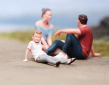 Load image into Gallery viewer, 1:64 Painted Figure Model Miniature Resin Diorama Sand Family Dad Mom Boy KId New Collection