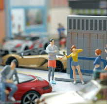 Load image into Gallery viewer, 1:64 Painted Figure Mini Model Miniature Resin Diorama Sand Running Sports Man
