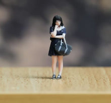 Load image into Gallery viewer, 1:64 Painted Figure Model Miniature Resin Diorama Sand Lolly Cute Girl Lady Bag