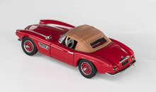 Load image into Gallery viewer, GFCC 1:64 Red 1957 507 Soft Top Classic Sports Model Diecast Metal Car New Collection