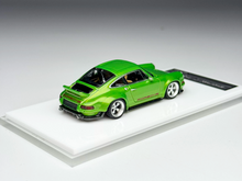 Load image into Gallery viewer, Zincit 1:64 Green 911 964 singer DLS Sports Model Diecast Metal Car New Collection