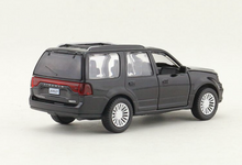 Load image into Gallery viewer, CCA 1:43 2015 Navigator SUV Sports Model Toy Diecast Metal Car BN