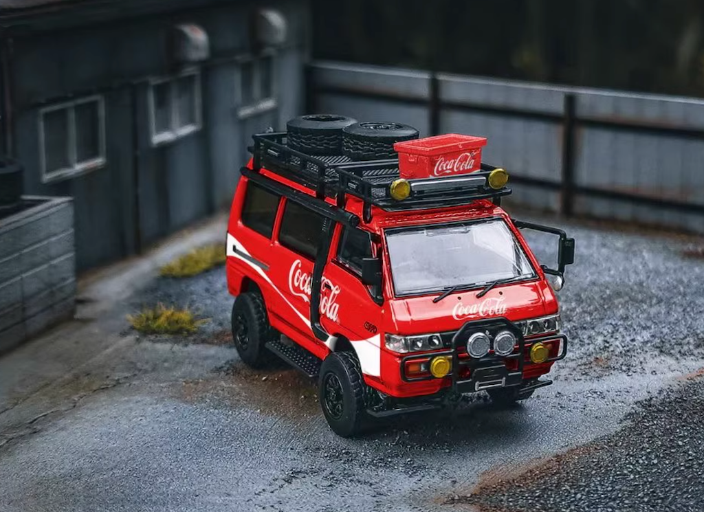 ミニカー Autobots models DELICA 1/64 Autobots Models 1:64 Mitsubishi Delica 4X4 Star Wagon Van