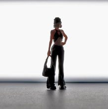 Load image into Gallery viewer, 1:64 Painted Figure Mini Model Miniature Resin Diorama Sand White Hair Lady Toy