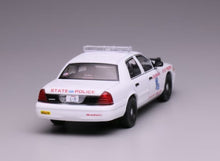 Load image into Gallery viewer, 1:64 596 Louisiana Patrol Police Crown Victoria CV Model Diecast Metal Car New Collection