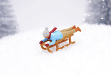 Load image into Gallery viewer, 1:64 Painted Figure Model Miniature Resin Diorama Sand Santa Christmas Kids Toy