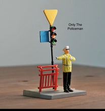Load image into Gallery viewer, 1:64 Painted Figure Mini Model Toy Miniature Car Scenes Resin Traffic Police Man