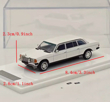 Load image into Gallery viewer, GOC 1:64 White 1976 230e v123 Luxury Classic Model Diecast Metal Car New Collection