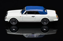 Load image into Gallery viewer, GFCC 1:64 White 1993 Corniche IV Drophead Luxury Top Model Diecast Metal Car