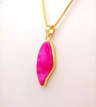 Load image into Gallery viewer, Nature Jade Pink Willow Leaf Pendant Necklace Gift Jewelry charm Blessing Lucky