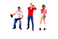 Load image into Gallery viewer, 1:64 Painted Figure Model Miniature Resin Diorama Camera Man Pretty Girl Boy Toy