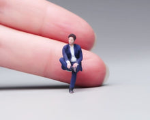 Load image into Gallery viewer, 1:64 Painted Figure Model Miniature Resin Diorama Suit Man Businessman Sitting
