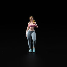 Load image into Gallery viewer, 1:64 Painted Figure Model Miniature Resin Diorama Fitness Girl Watching Mobile New