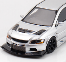 Load image into Gallery viewer, 404Error 1:64 Silver Lancer EVO 9 IX Wagon Sports Model Diecast Resin Car New Collection